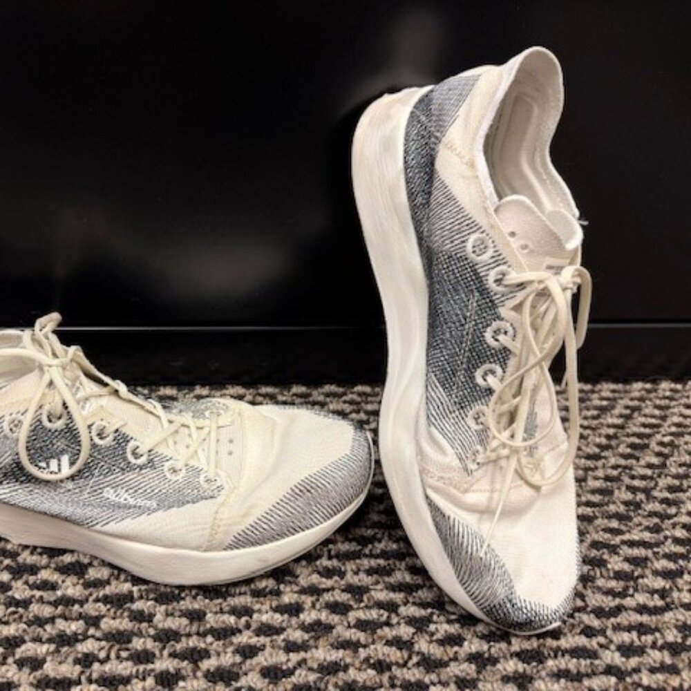 adidas Women's ADIZERO X ALLBIRDS 2.94 CO2 Size 7.5